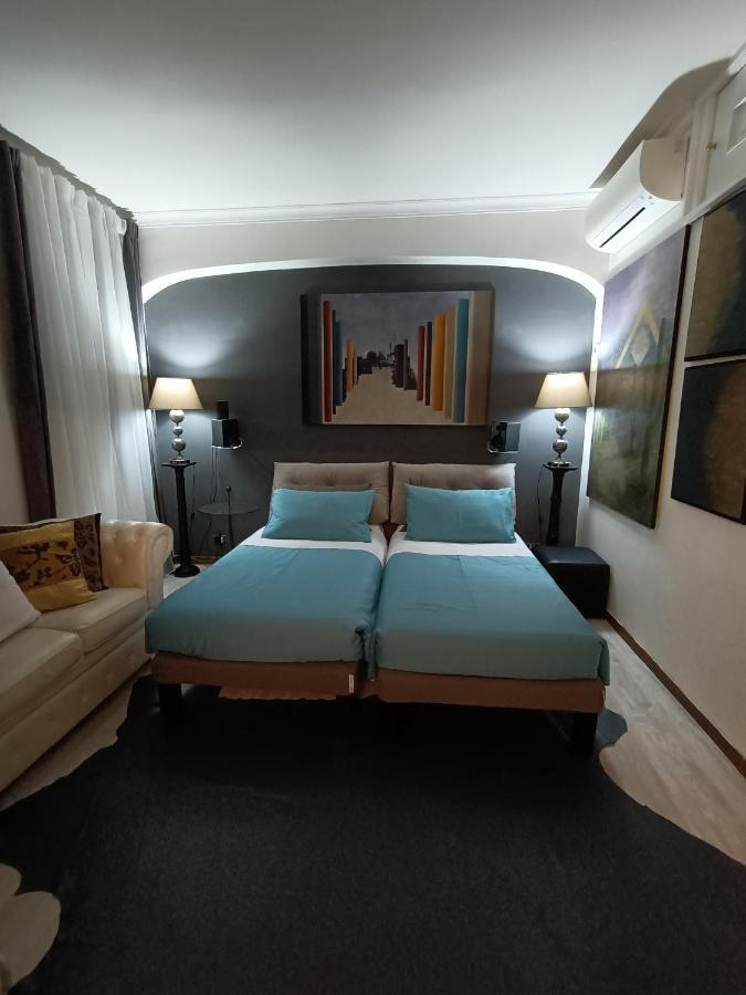 Spanish Steps Bedroom Gasthof